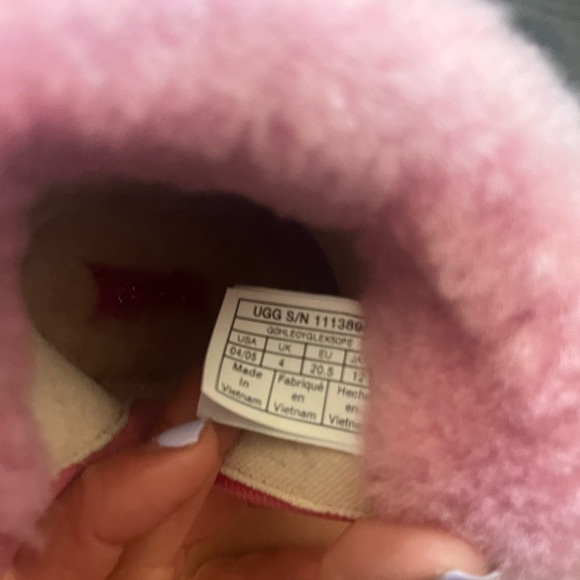 Toddler Pink size 4/5 UGG BOOTS - Picture 3 of 6